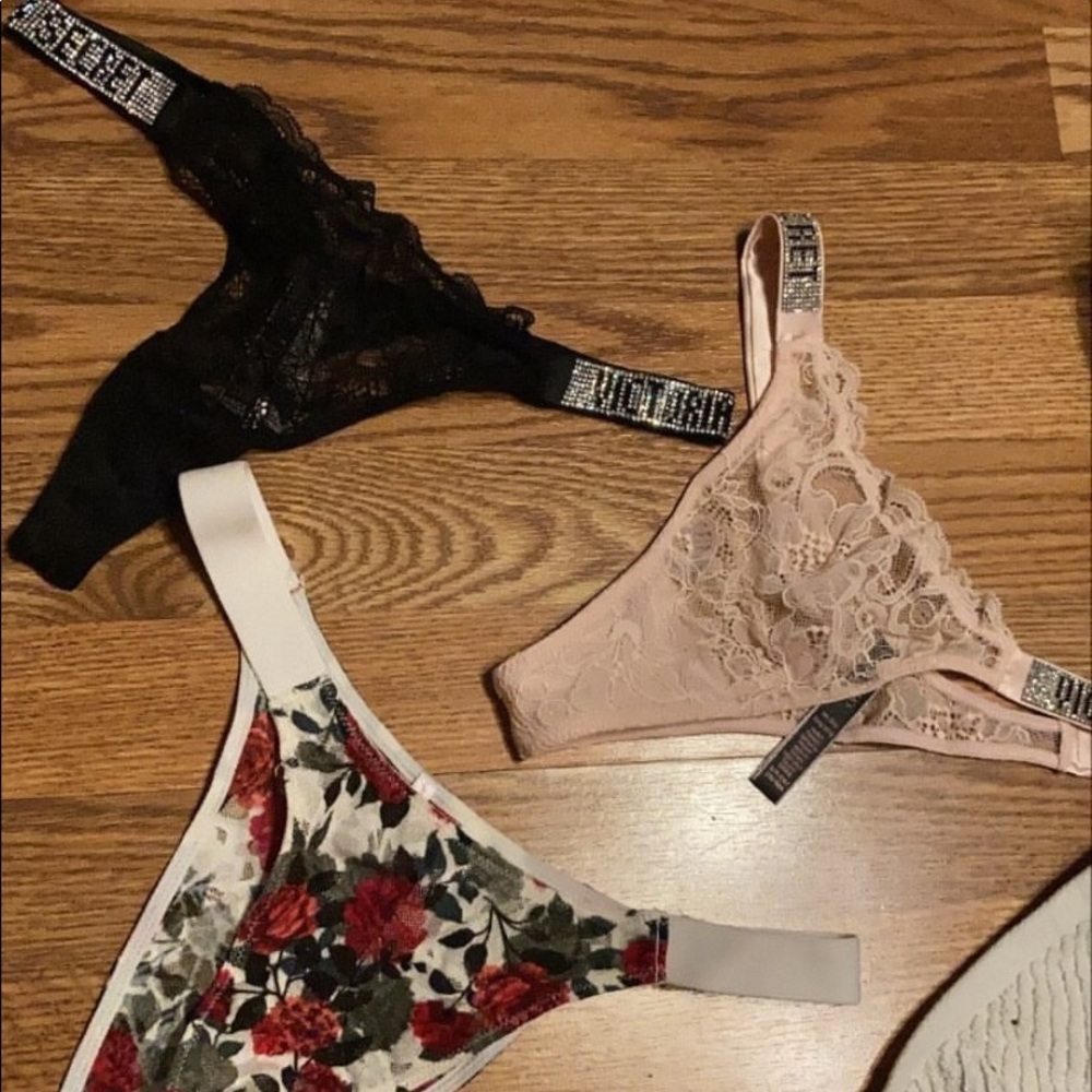 VS Shine Strap Panty Set